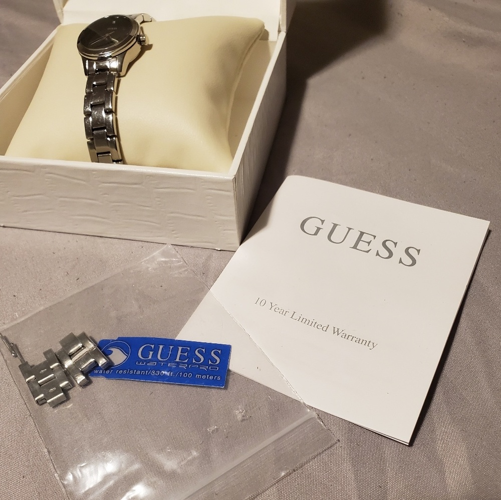 Guess Watch! - Picture 2 of 3